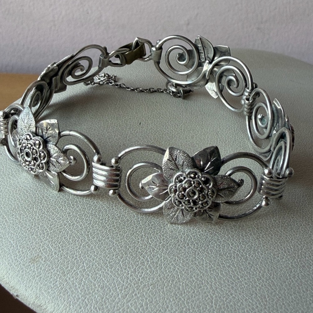 VINTAGE STERLING SILVER ORNATE FLORAL FLOWER MARCASITE BRACELET UNIQUE UNUSUAL - Picture 10 of 16